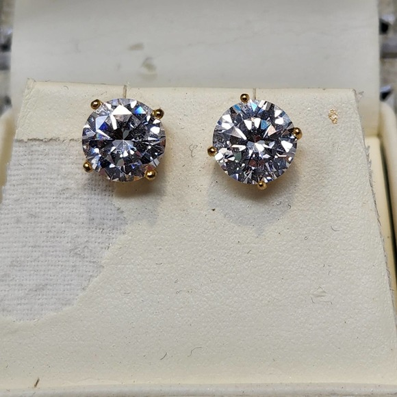 Solitaire Clear Faceted Crystal Gold Tone Stud Earrings Pierced Post Costume - Picture 2 of 5